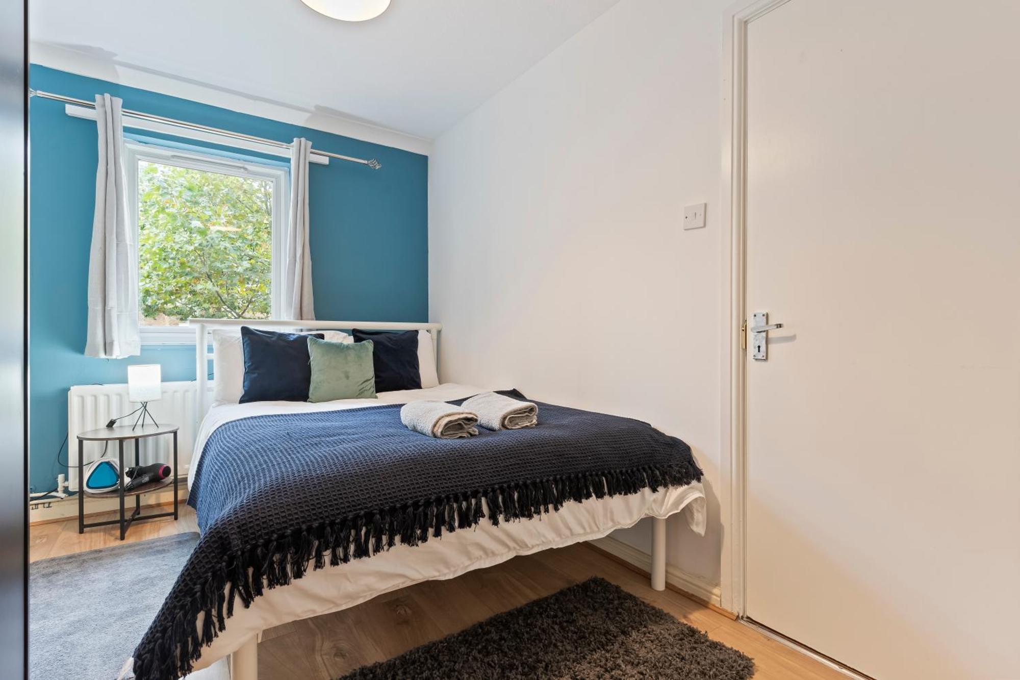 Lovely 4Br House In The City With Parking London Exterior photo